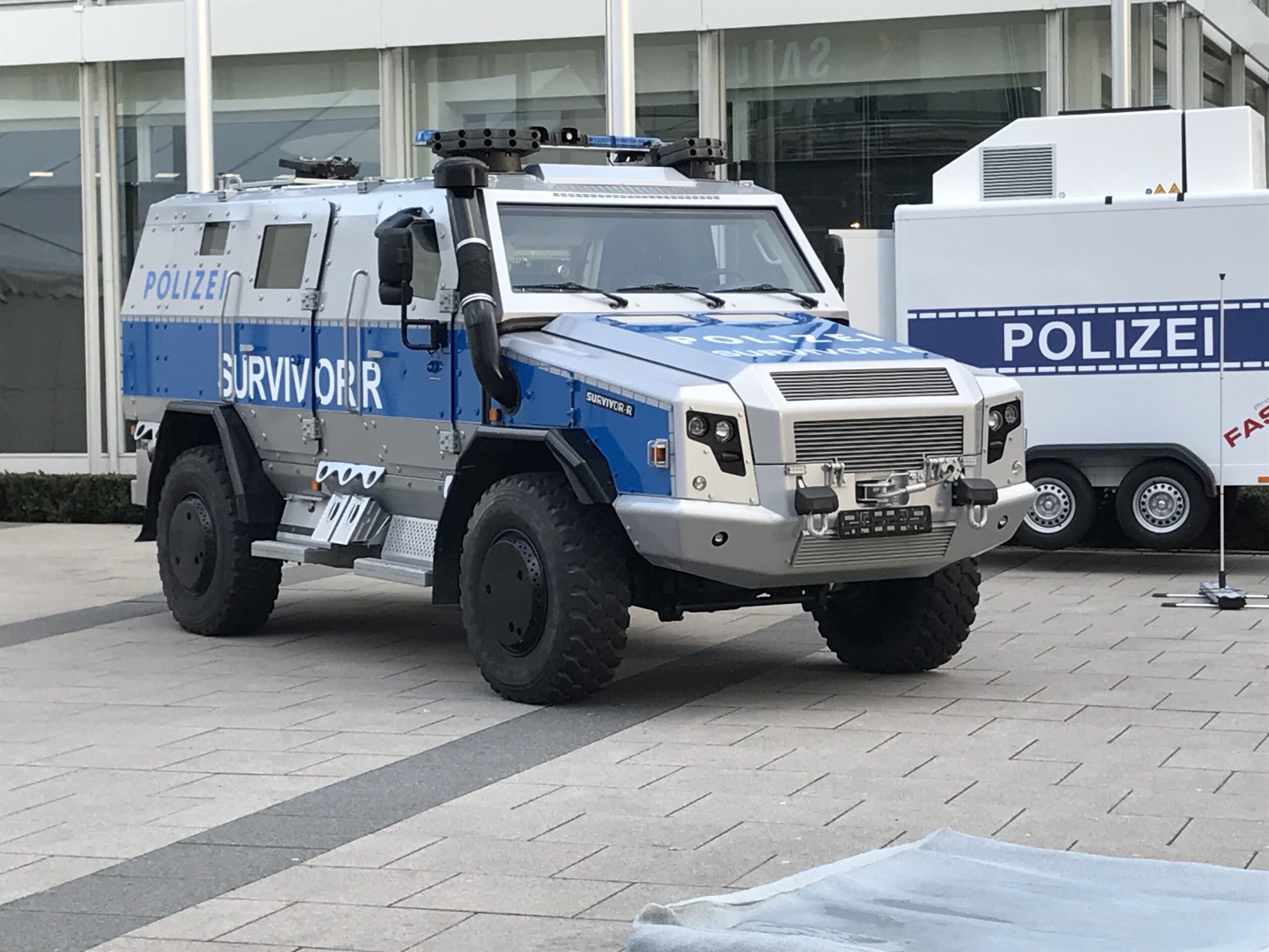 More tanks for German police