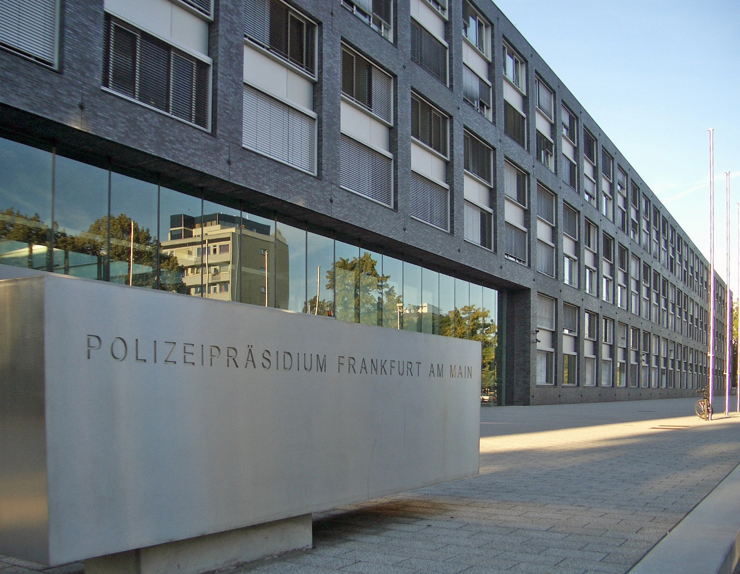 “Itiot meeting”: Public Prosecutor wants racist and anti-Semitic police in Frankfurt to be punished